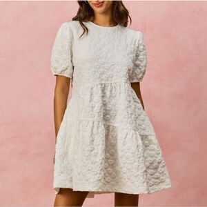 SO ME Floral Jacquard Tiered Short Babydoll Dress White Textured Mini Dress